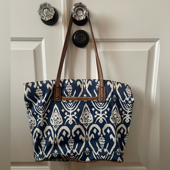 Stella & Dot Navy and White Ikat Tote Bag- EXCELLENT - Picture 3 of 5